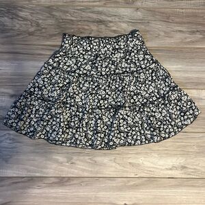 Floral tiered mini skirt